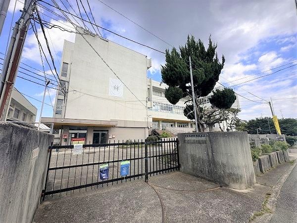 箕面市立第二中学校 1380m 写真撮影日：2024-07-26 