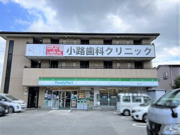 ファミリーマート箕面白島 1010m 写真撮影日：2024-07-26 