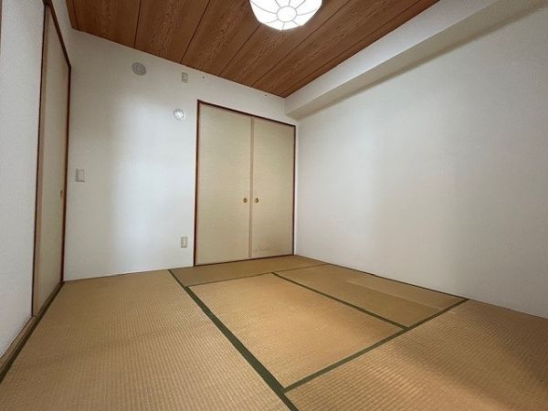 リビング以外の居室  写真撮影日：2025-03-09