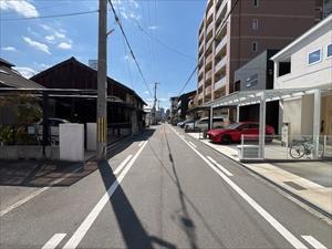 前面道路　２０２５年３月撮影