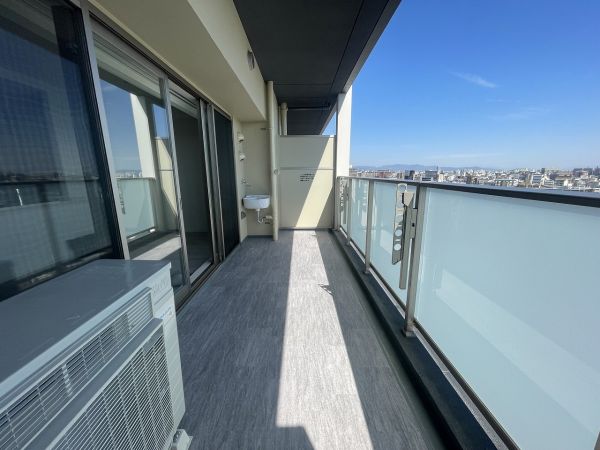 バルコニー  写真撮影日：2025-03-15
