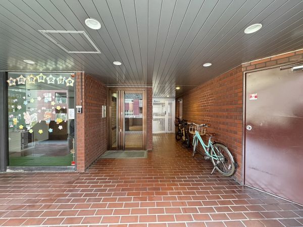 エントランス  写真撮影日：2025-03-22