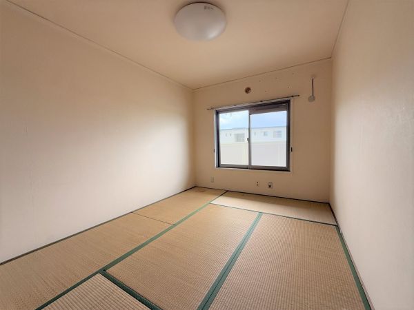 リビング以外の居室  写真撮影日：2025-04-11