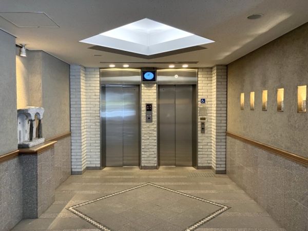 ロビー  写真撮影日：2025-04-24
