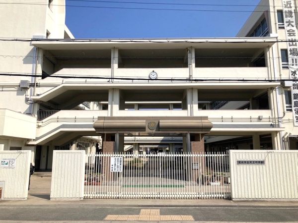 市立天王中学校 780m 写真撮影日：2025-04-24 