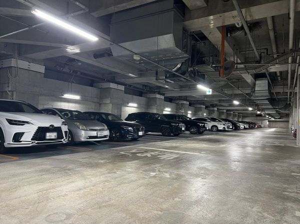 駐車場(共用設備)  写真撮影日：2025-04-18