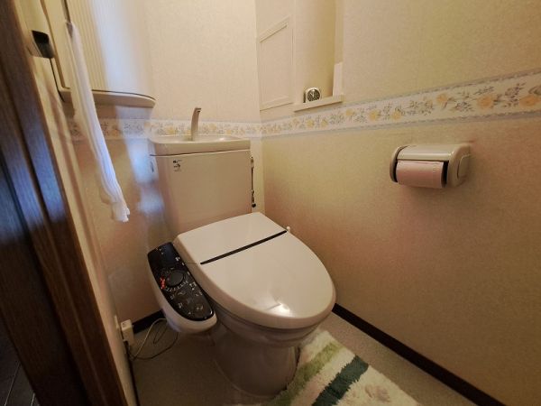 トイレ  写真撮影日：2025-02-03