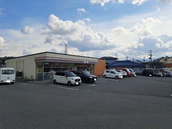 セブンイレブン和泉市室堂店 210m 写真撮影日：2025-02-03 