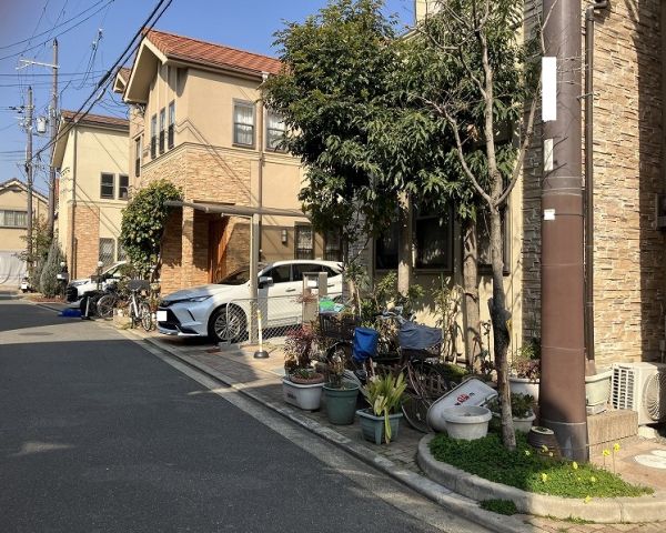 前面道路含む現地写真  写真撮影日：2025-02-27