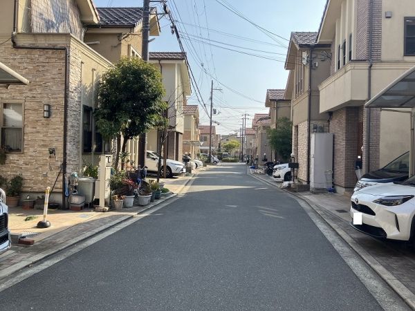 前面道路含む現地写真  写真撮影日：2025-02-27