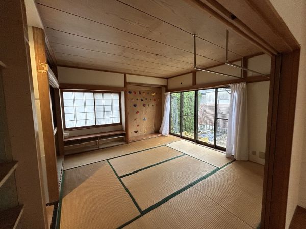 リビング以外の居室  写真撮影日：2025-03-09