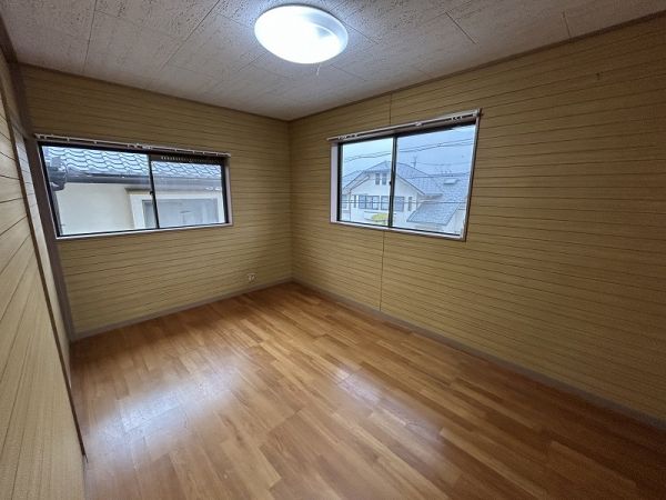 リビング以外の居室  写真撮影日：2025-03-09