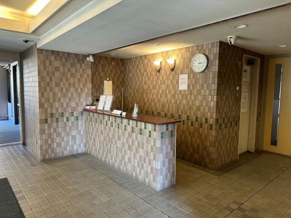 ロビー  写真撮影日：2025-03-16