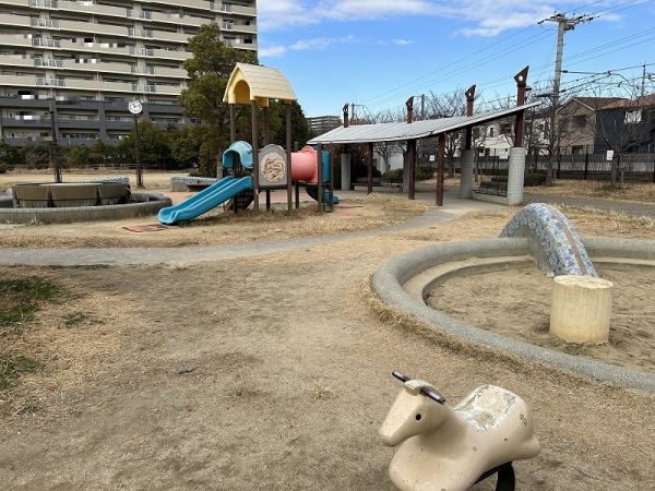 龍華町東公園 560m 写真撮影日：2025-04-12 