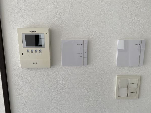 その他設備 コントロールパネル  写真撮影日：2025-05-11