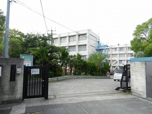 羽曳野市立峰塚中学校 2140m 写真撮影日：2025-05-11 