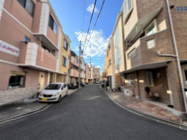 前面道路含む現地写真  写真撮影日：2025-08-22