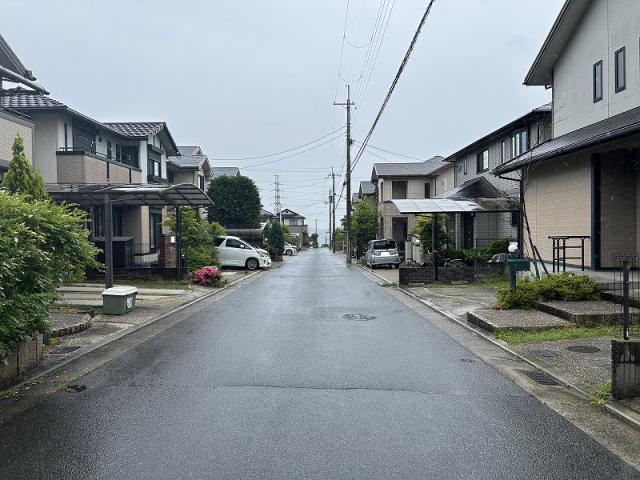 前面道路含む現地写真  写真撮影日：2025-05-31