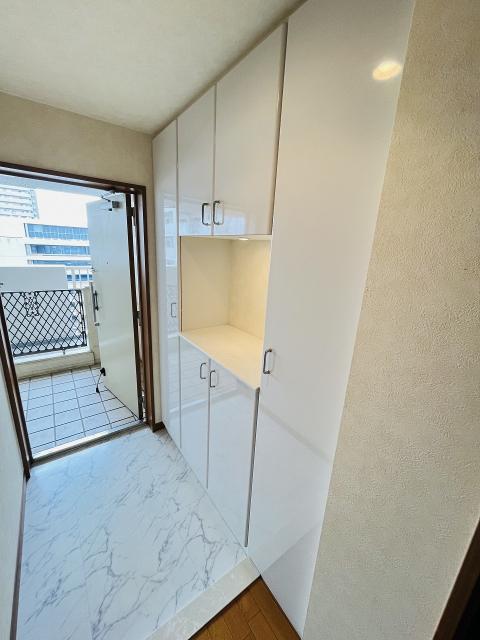 玄関  写真撮影日：2025-05-22