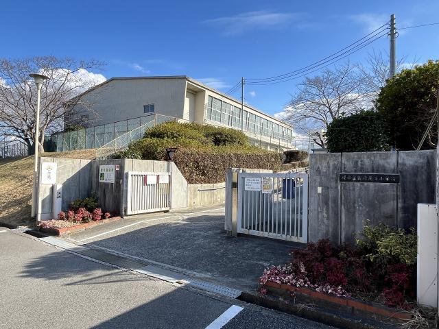 堺市立新檜尾台小学校 1100m 写真撮影日：2025-05-22