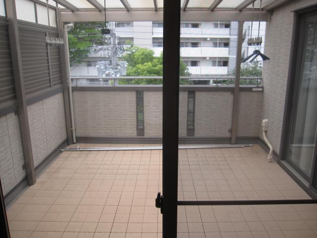 バルコニー  写真撮影日：2025-05-26