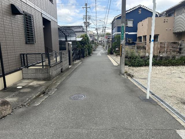前面道路含む現地写真  写真撮影日：2025-06-06