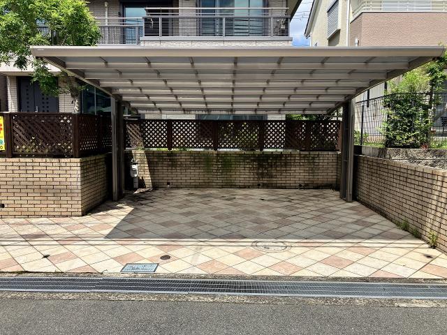 駐車場  写真撮影日：2025-06-20