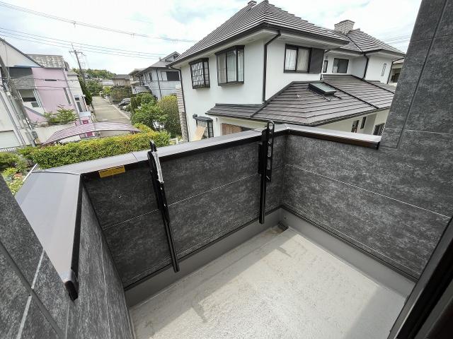 バルコニー  写真撮影日：2025-07-04