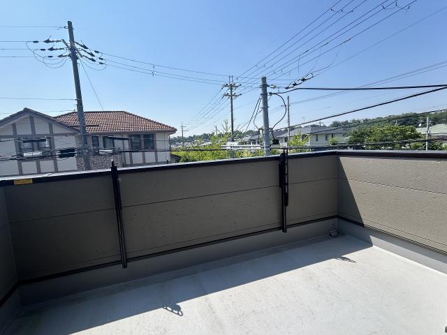 バルコニー  写真撮影日：2025-06-23
