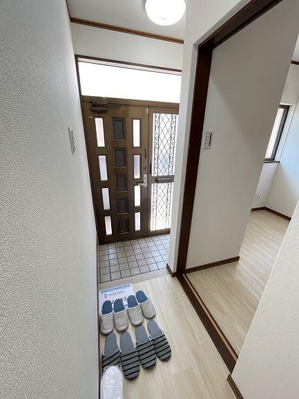 玄関  写真撮影日：2025-08-01