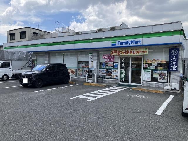 ファミリーマート羽曳野白鳥店 270m 写真撮影日：2025-07-12