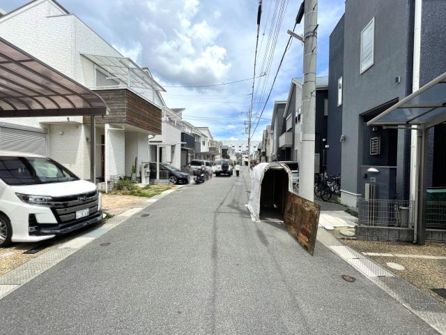 前面道路含む現地写真  写真撮影日：2025-07-20
