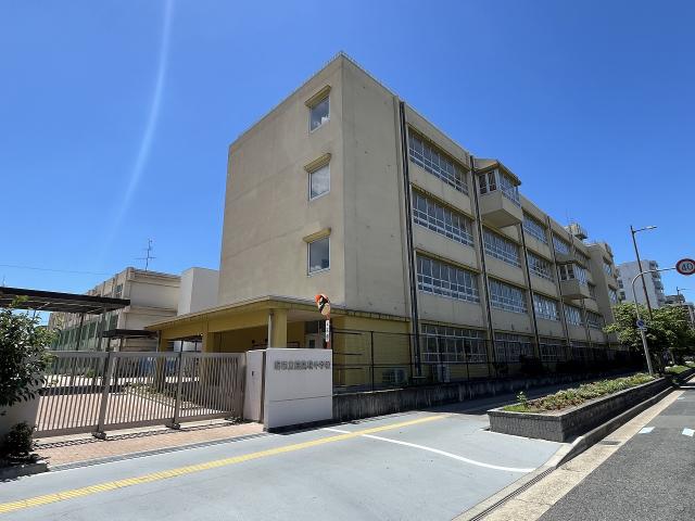 堺市立殿馬場中学校 620m 写真撮影日：2025-07-26
