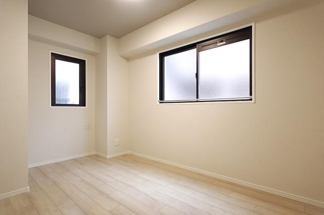 リビング以外の居室  写真撮影日：2025-09-01