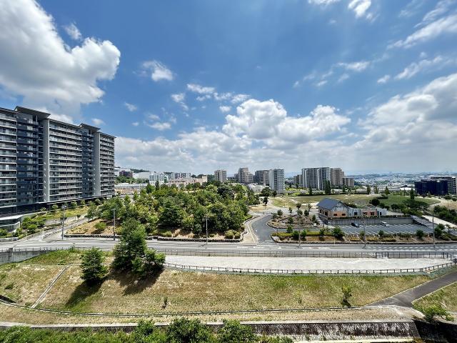 住戸からの眺望写真  写真撮影日：2025-08-10