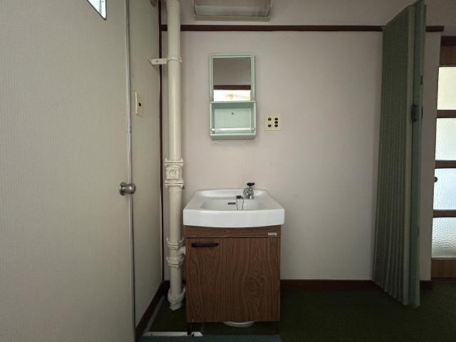 洗面台・洗面所  写真撮影日：2025-08-10