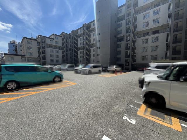 駐車場(共用設備)  写真撮影日：2025-08-09