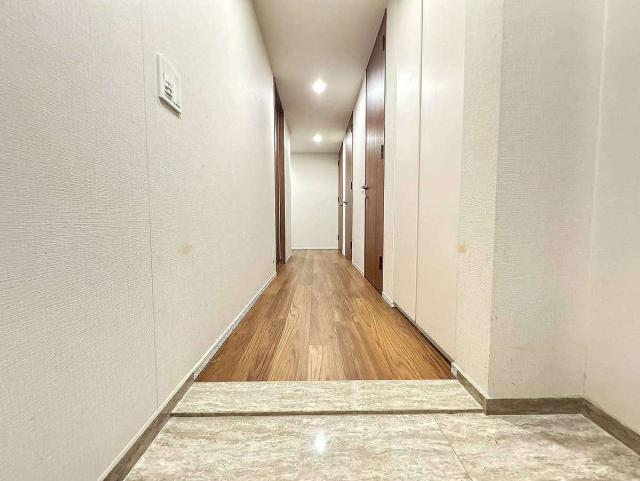 玄関  写真撮影日：2025-08-23