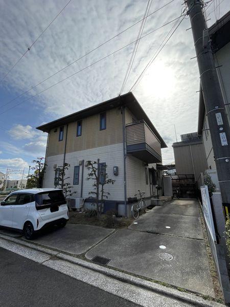 カースペース3台分（車種による）