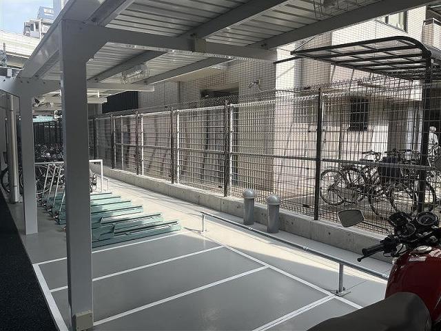 その他設備 バイク置き場  写真撮影日：2025-09-04
