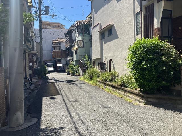 前面道路含む現地写真  写真撮影日：2025-09-01