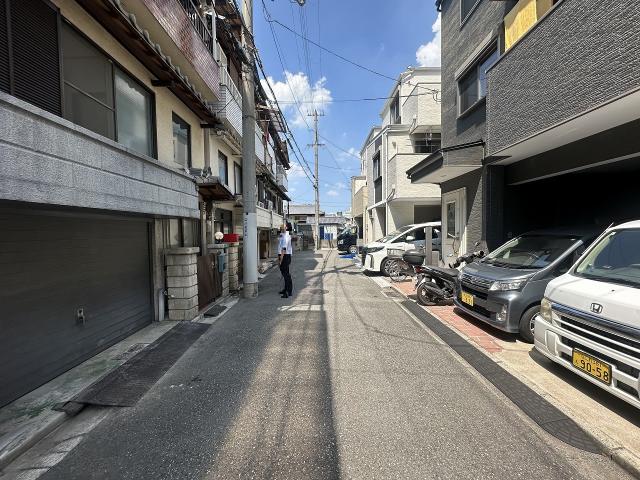 前面道路含む現地写真  写真撮影日：2025-09-07