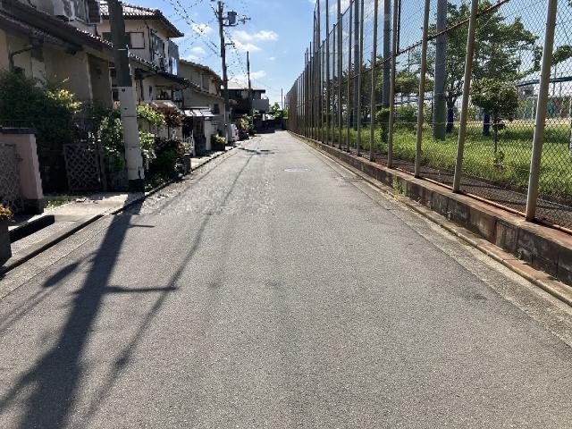 前面道路含む現地写真  写真撮影日：2025-09-05