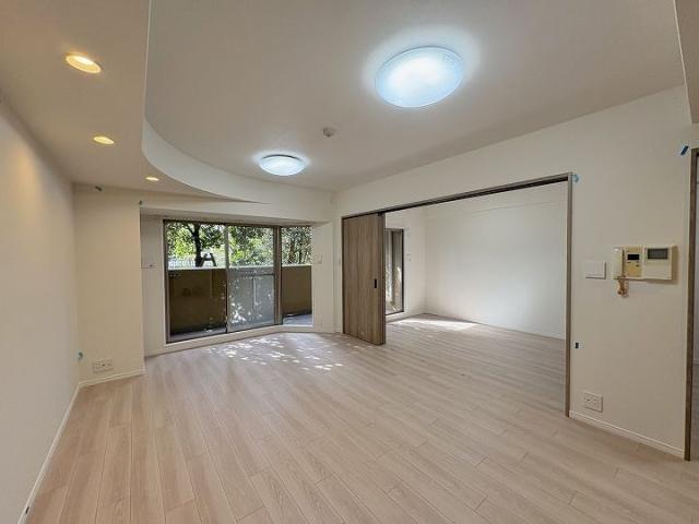 リビング  写真撮影日：2025-10-26