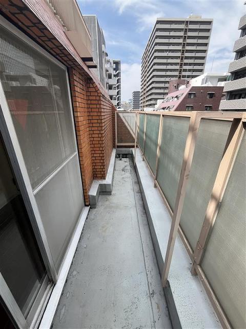 バルコニー  写真撮影日：2025-09-26