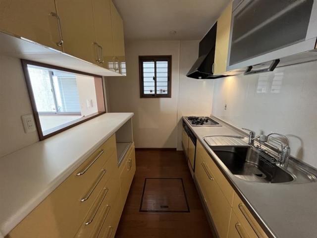 キッチン  写真撮影日：2025-11-01