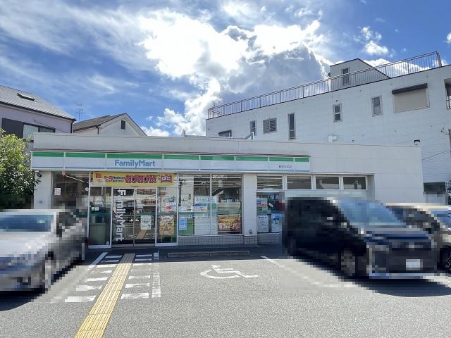 ファミリーマート箕面半町店 270m 写真撮影日：2025-09-21