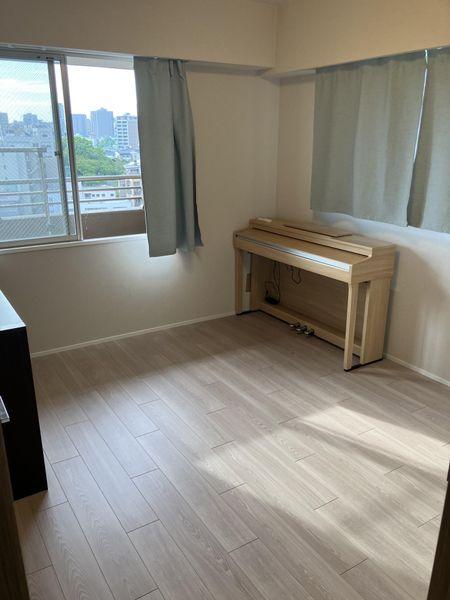 西側洋室約6.0帖※家具・備品等は価格に含まれません