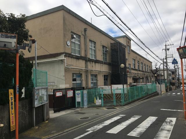 東大阪市立石切小学校 1230m 写真撮影日：2022-01-23
