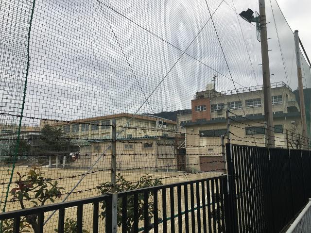 東大阪市立石切中学校 1720m 写真撮影日：2022-01-23